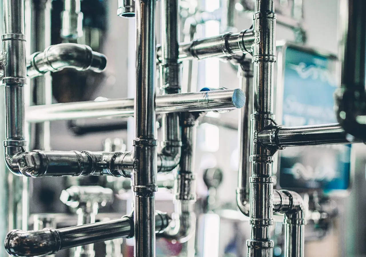 Stainless steel pipes and tubes